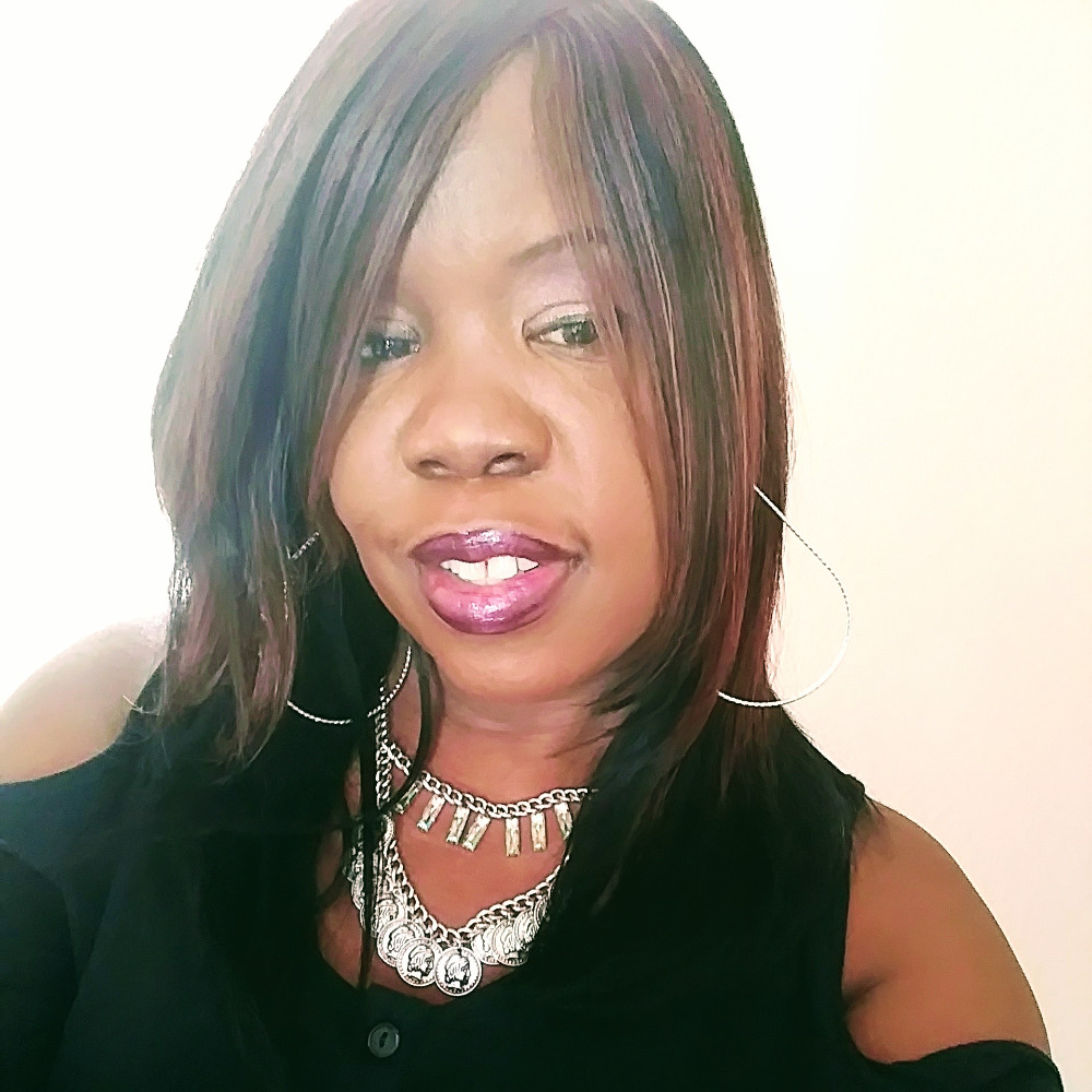 Meet your Posher, Vonnie-Tee